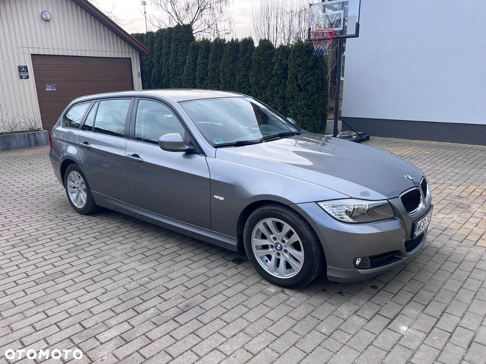 BMW Seria 3 318i Edition Exclusive - 2