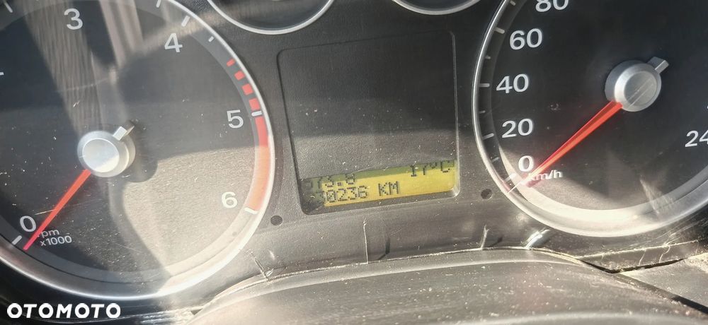 Ford Focus C-Max 1.6 TDCi Ambiente - 13
