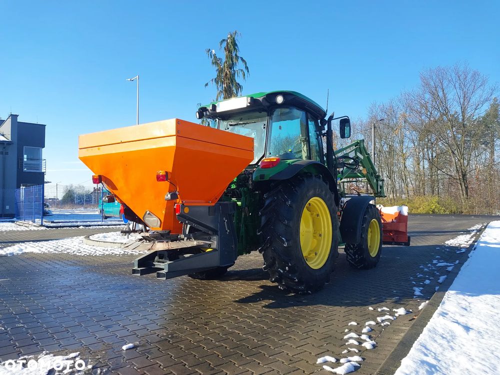 John Deere 5070M - 14