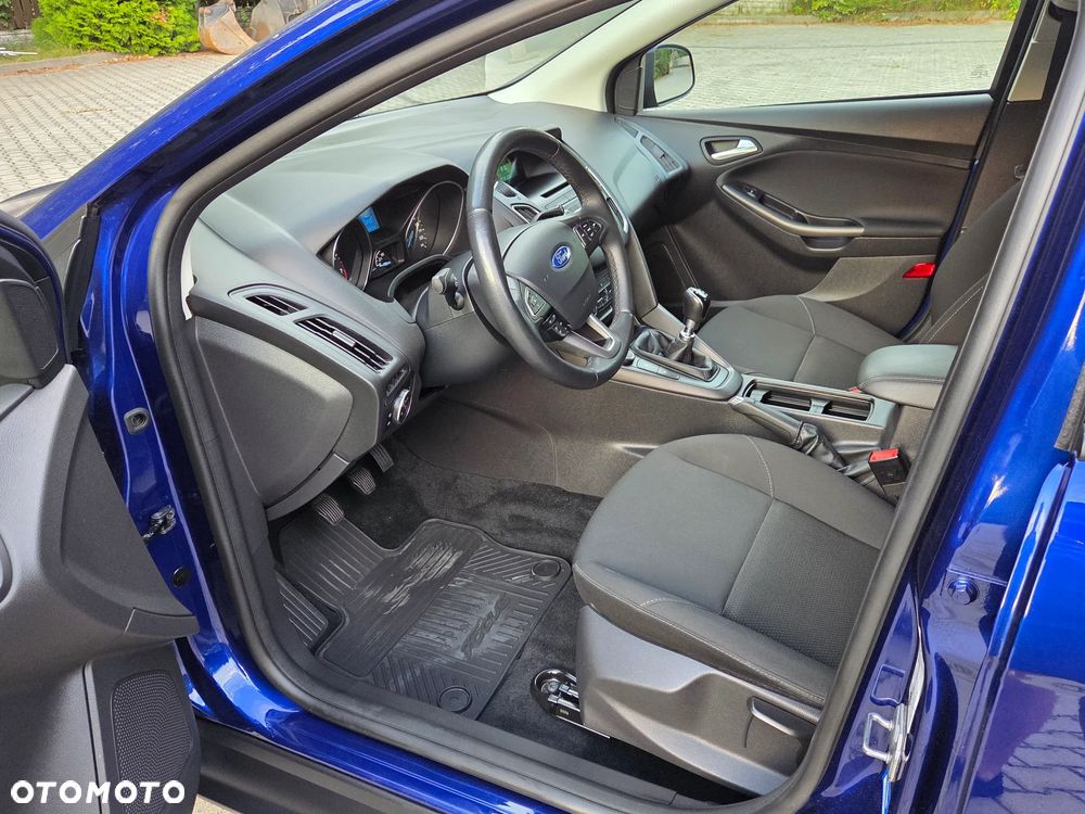 Ford Focus 1.0 EcoBoost Trend - 9