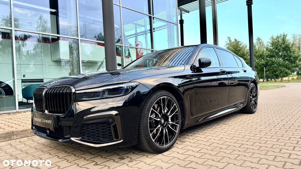 BMW Seria 7 745Le xDrive sport - 30