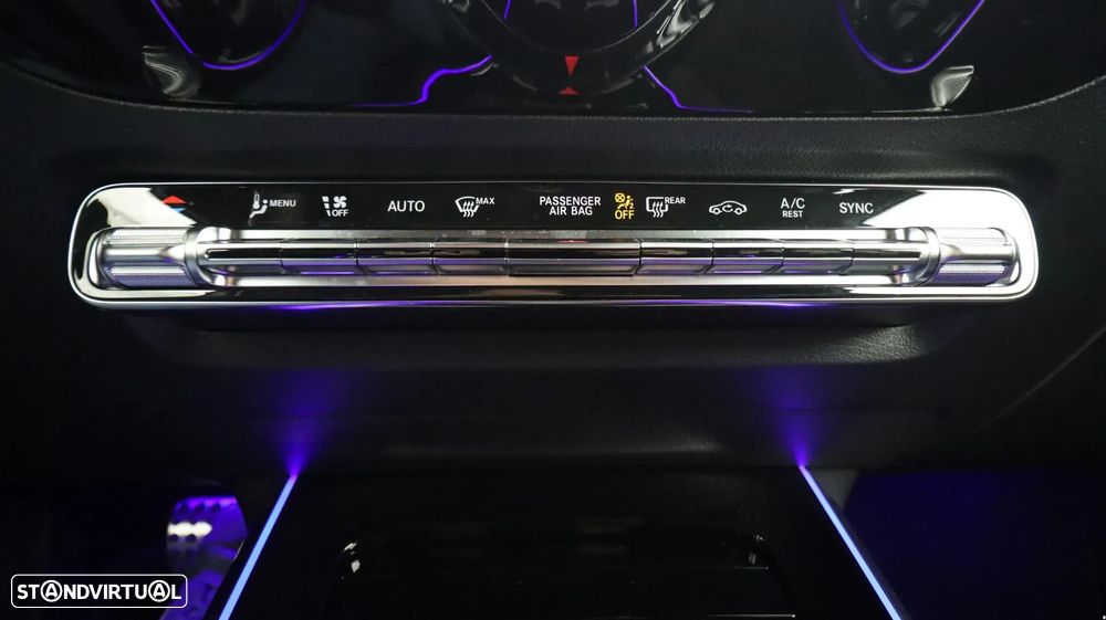 Mercedes-Benz GLA 180 d AMG Line - 22