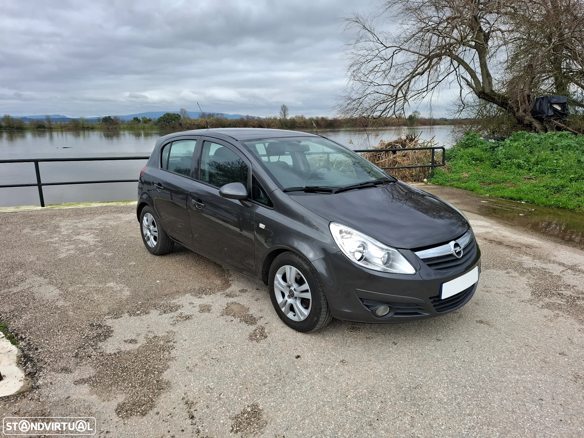 Opel Corsa 1.3 CDTi Enjoy EcoFLEX - 4