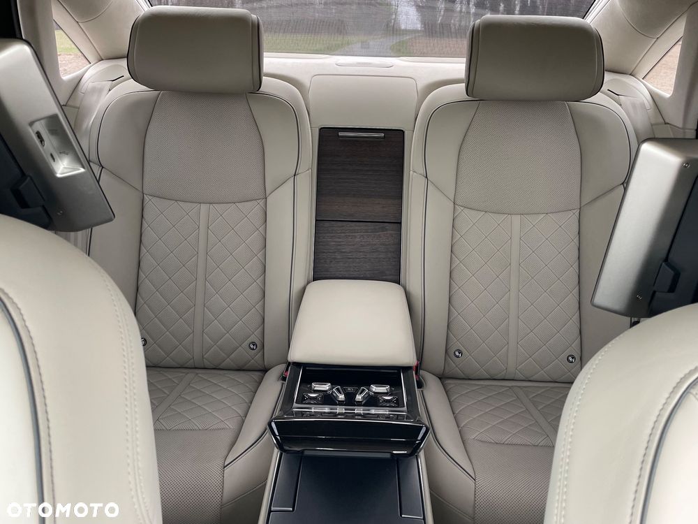 Audi A8 L 60 TFSI mHEV Quattro Tiptr - 32