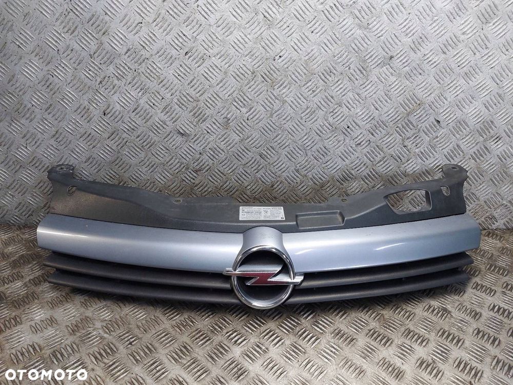 GRILL ATRAPA CHŁODNICY OPEL ASTRA H Z163 - 1