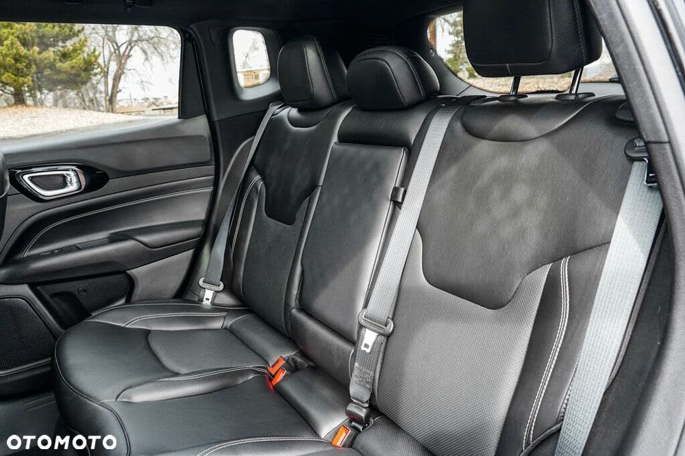 Jeep Compass - 13
