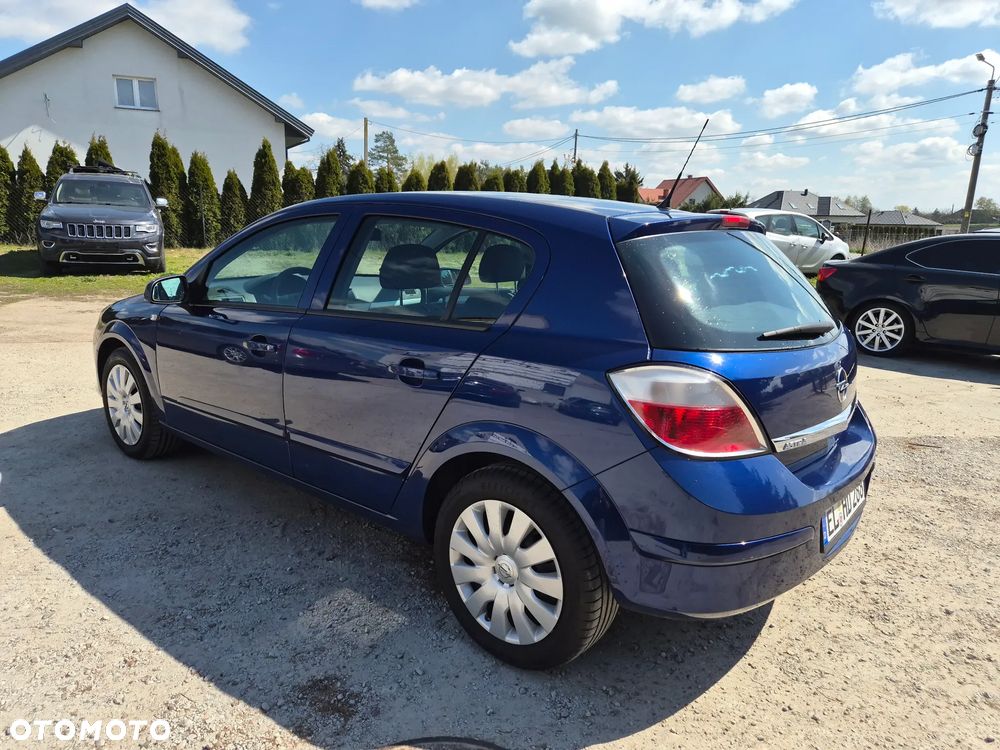 Opel Astra 1.6 Edition Plus - 23