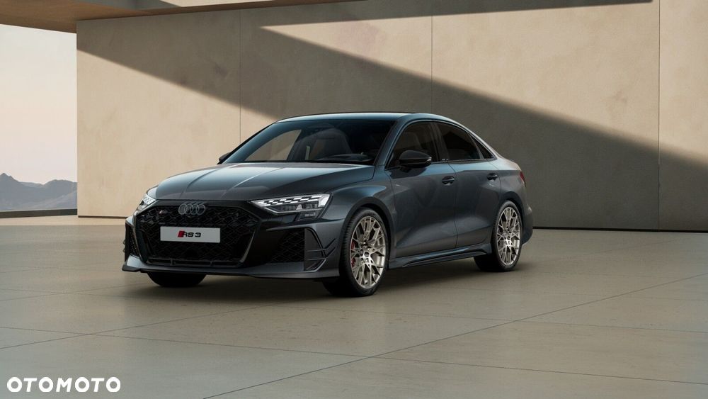 Audi RS3 Limousine - 2