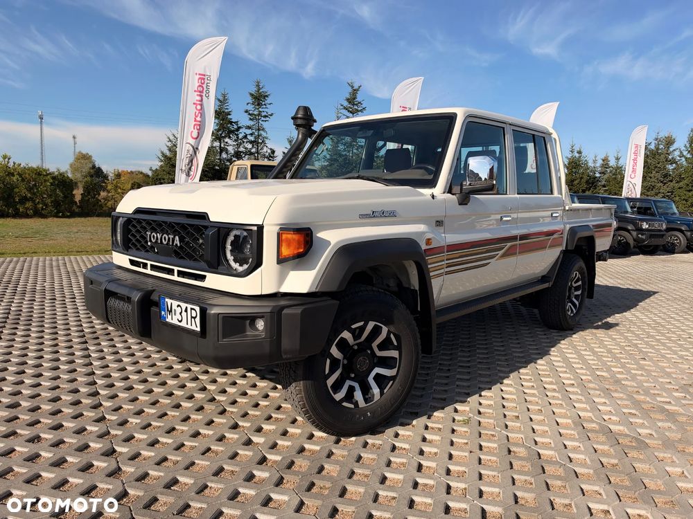 Toyota Land Cruiser - 2