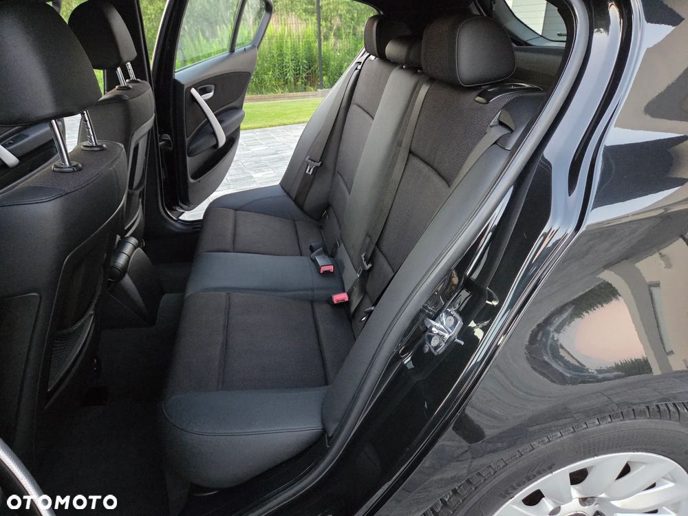 BMW Seria 1 118d DPF Edition Lifestyle - 23