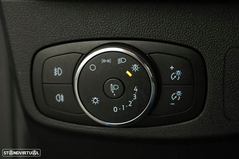 Ford Focus 1.0 EcoBoost MHEV ST-Line - 19