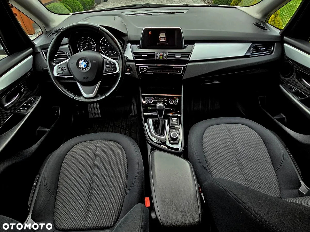 BMW Seria 2 218d xDrive - 23