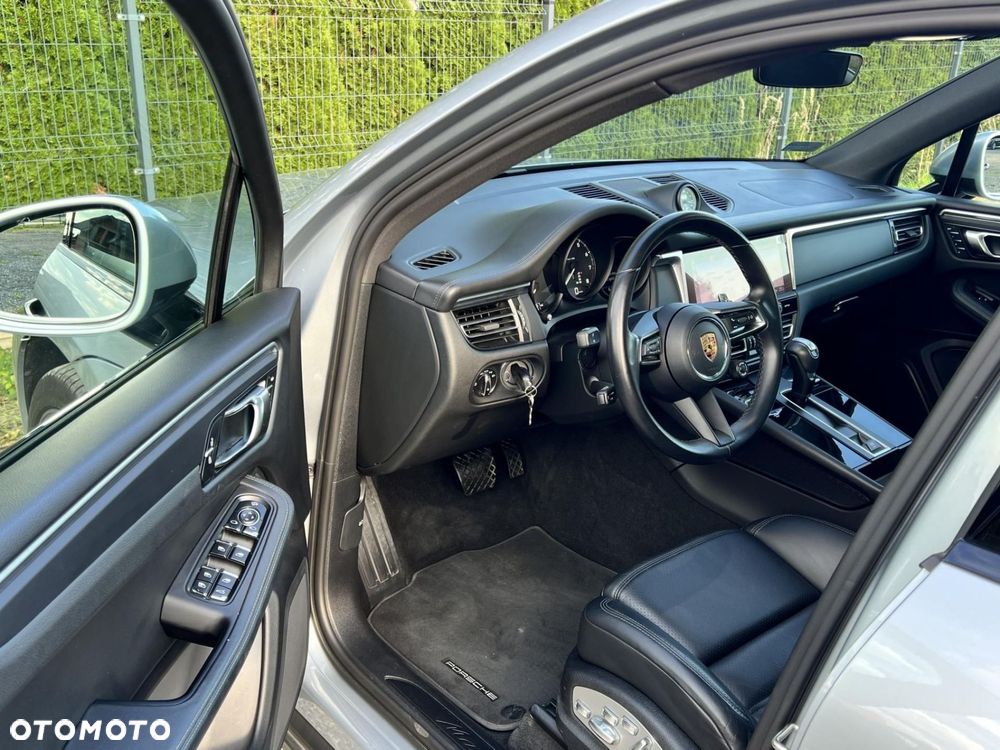 Porsche Macan Standard - 8