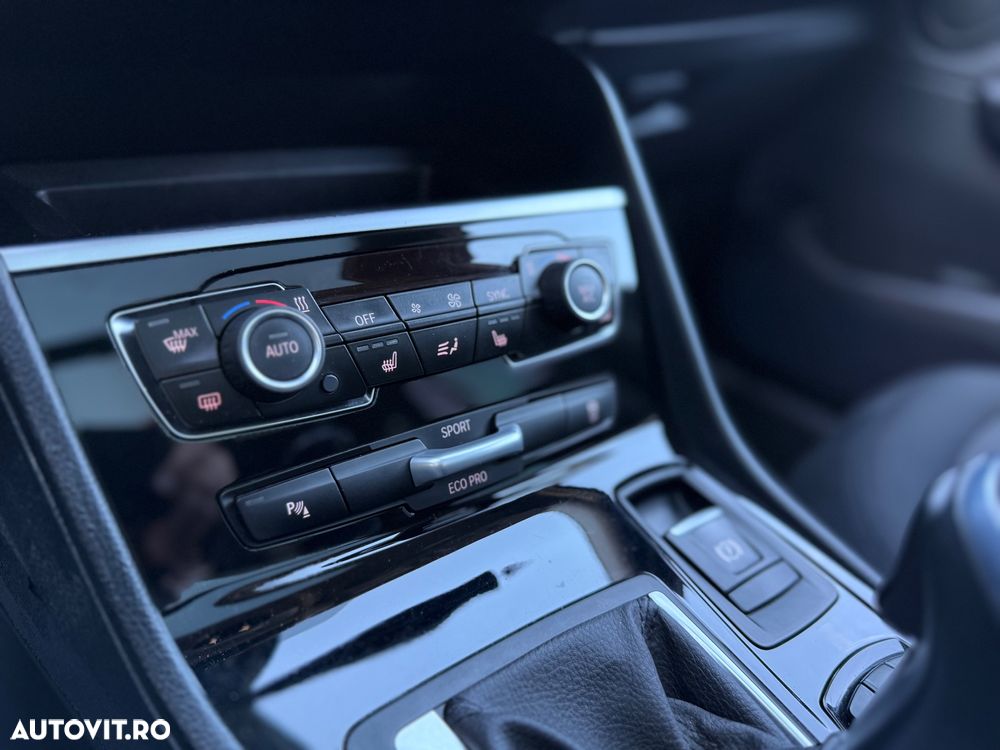 BMW Seria 2 216d Aut. Luxury Line - 15