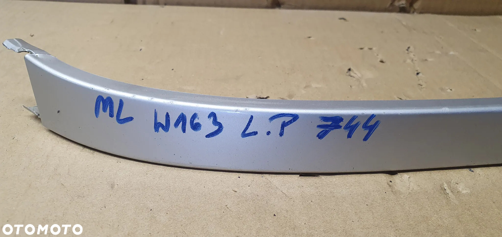 Listwa pod lampę prawy przód przednia prawa Mercedes ML W163 744 C744 1638260277 - 7