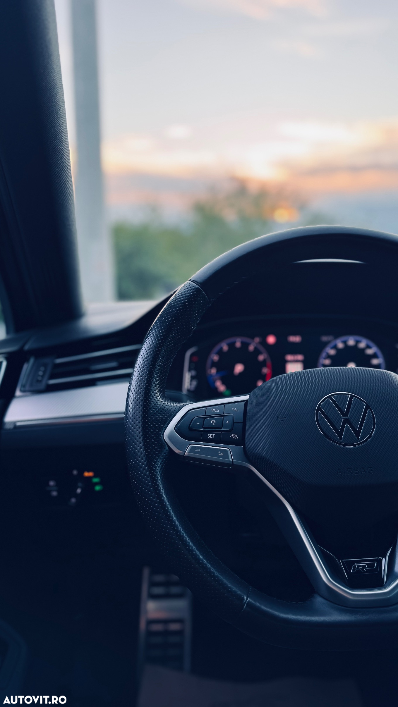 Volkswagen Passat 1.5 TSI OPF DSG Highline - 37