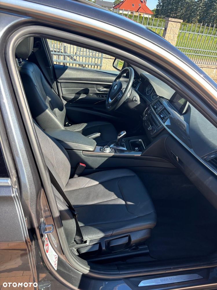 BMW Seria 3 320d Efficient Dynamic Edition Modern Line - 12