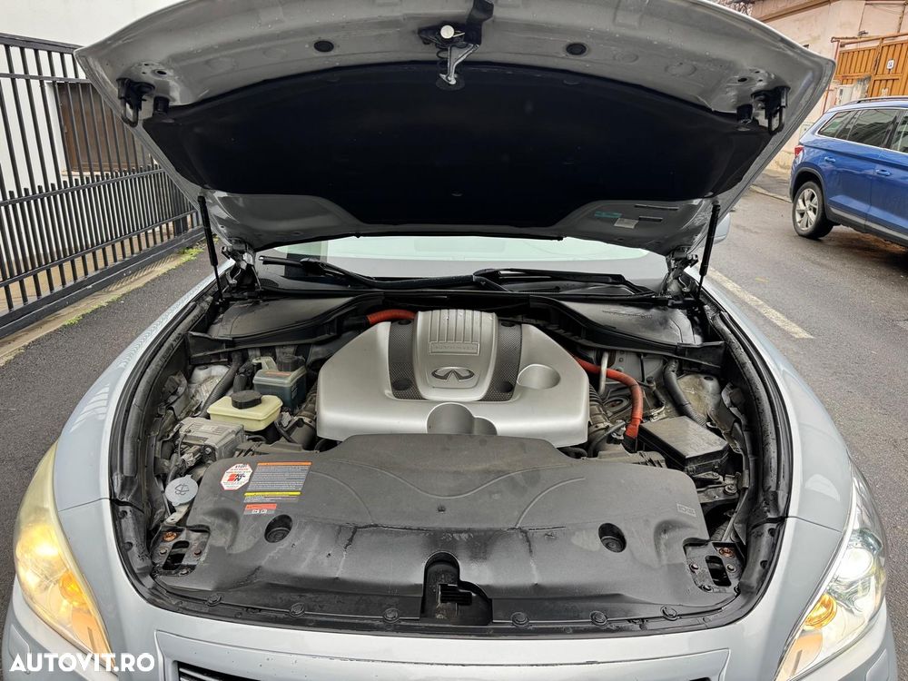 Infiniti M35 M35h GT Premium - 8