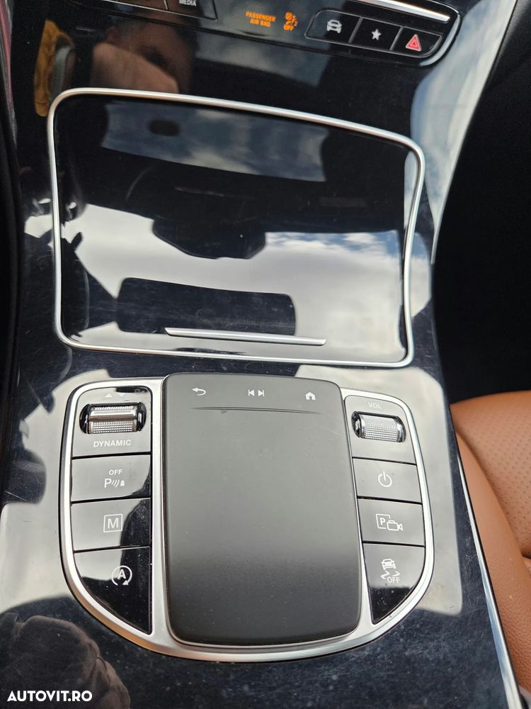 Mercedes-Benz GLC Coupe 300 4Matic 9G-TRONIC AMG Line - 20