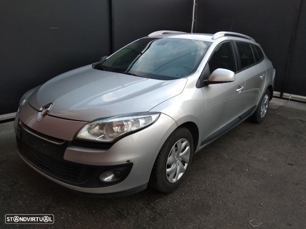 Para Peças Renault Megane Iii Três Volumes - 1