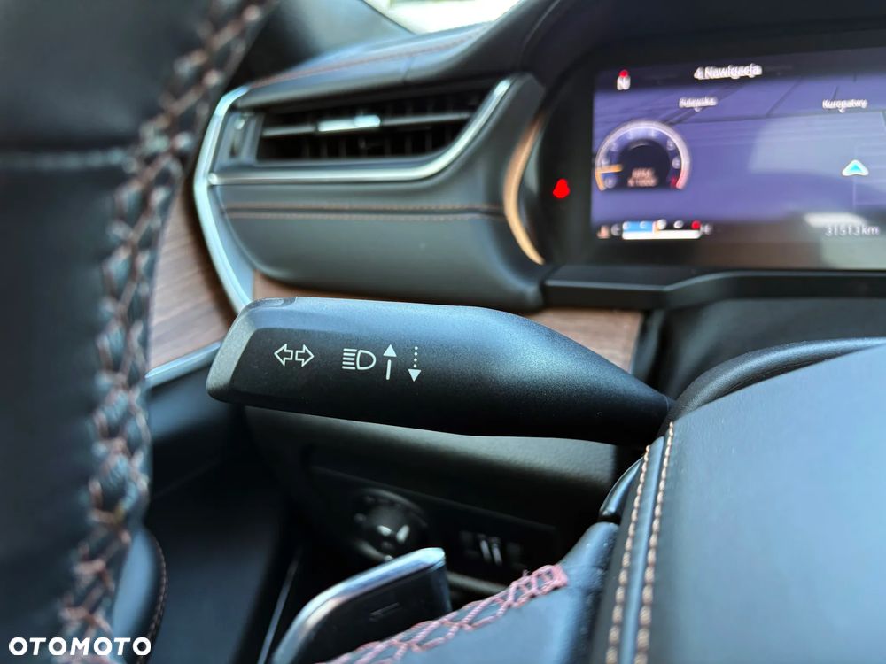 Jeep Grand Cherokee - 25