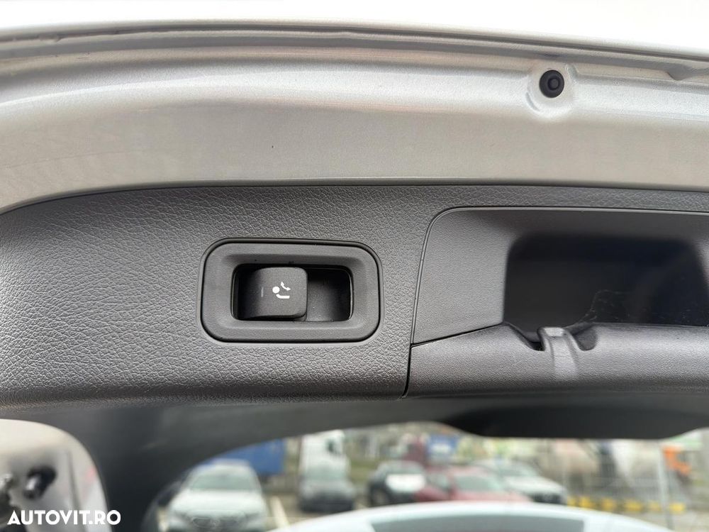 Mercedes-Benz GLA 200 d 4MATIC Aut. - 22