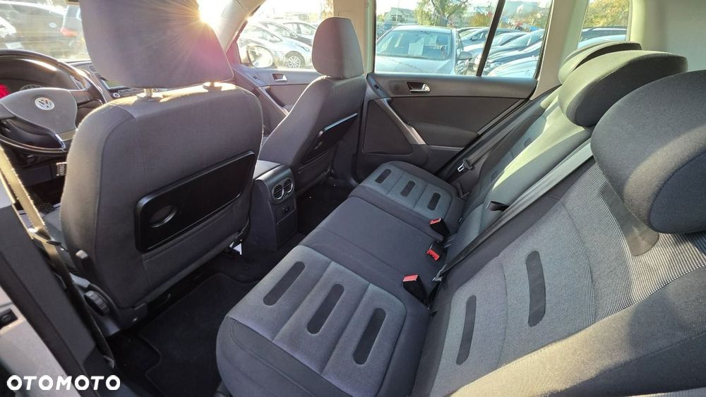 Volkswagen Tiguan - 21