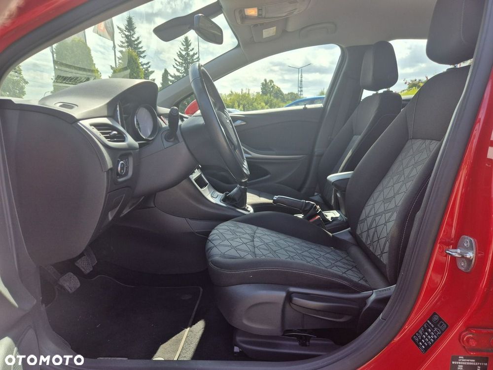 Opel Astra 1.4 T 120 Lat - 10