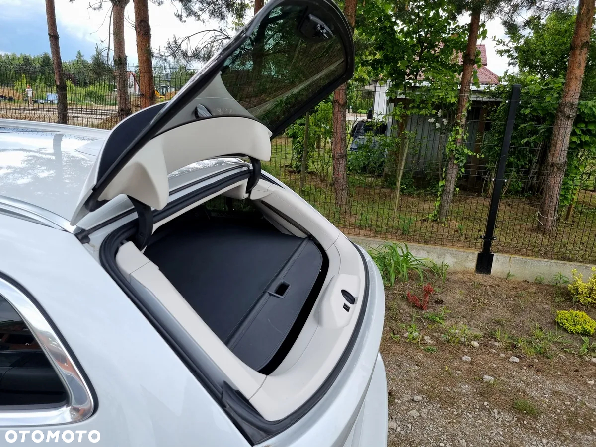 BMW Seria 3 320d xDrive Luxury Line sport - 39