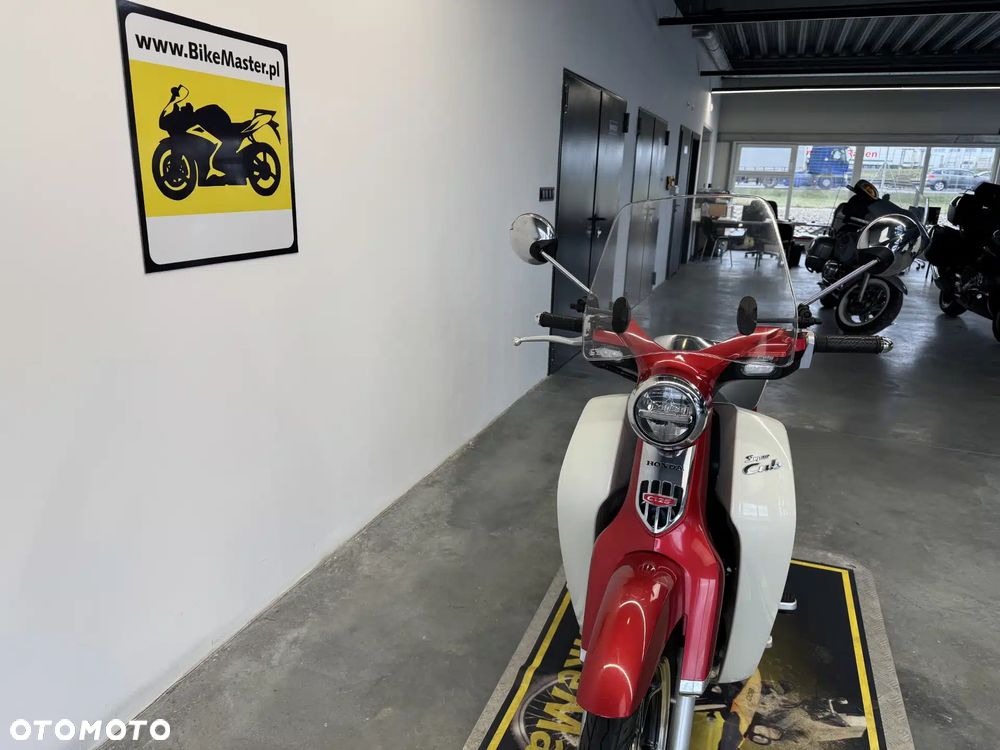 Honda Super Cub - 33