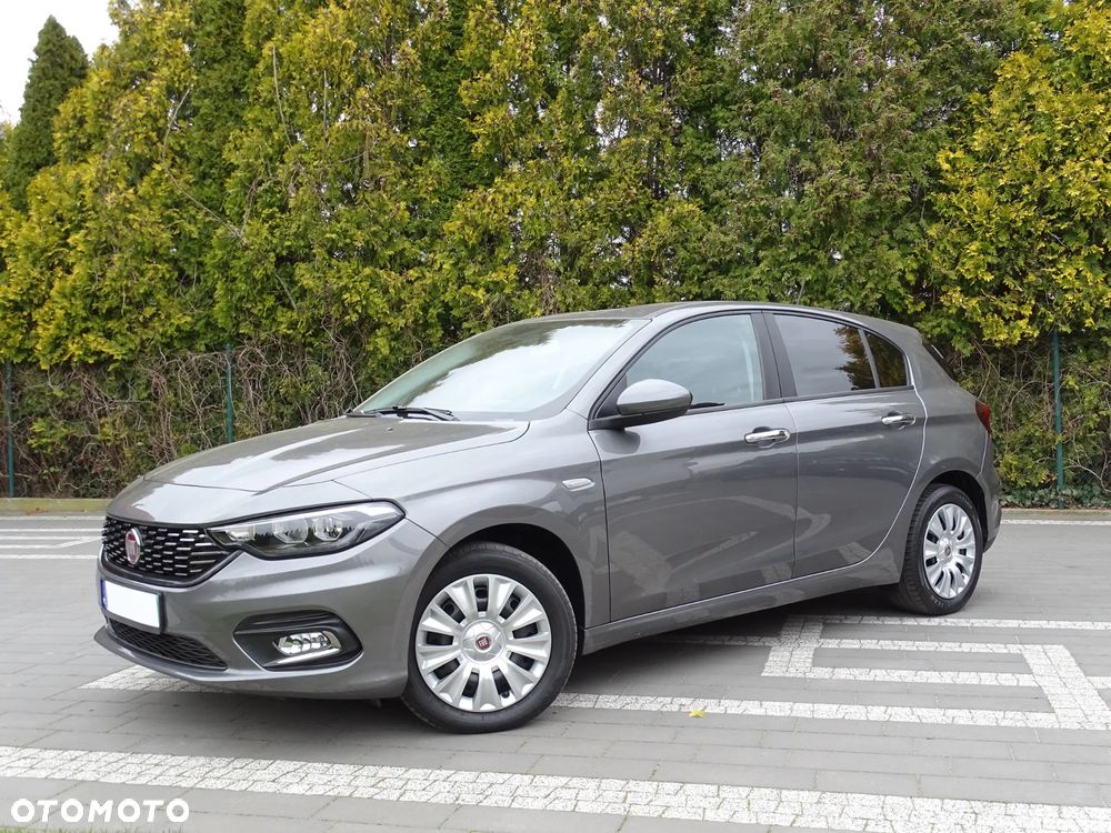 Fiat Tipo - 12