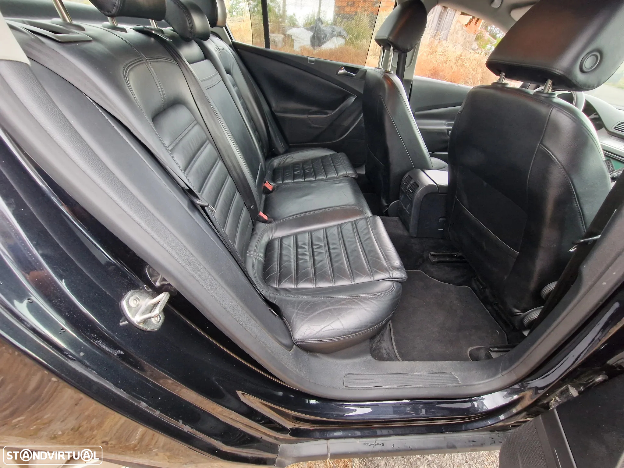 VW Passat 2.0 TDI Highline - 11
