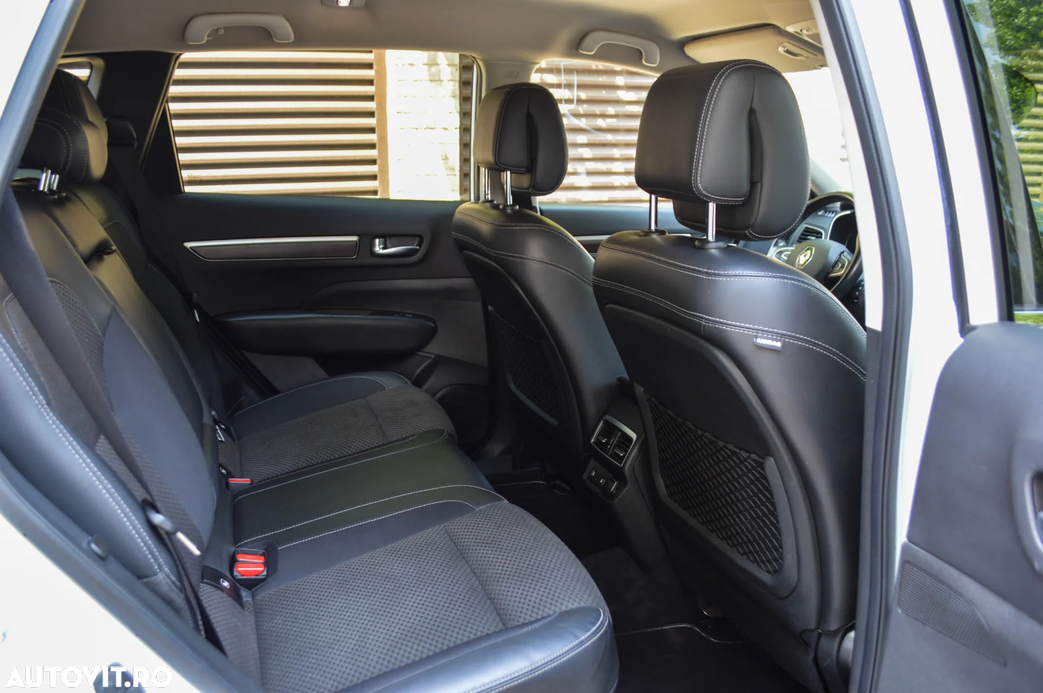 Renault Koleos ENERGY dCi 175 X-tronic 4WD INTENS - 33