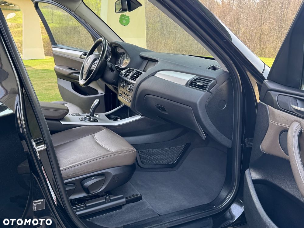 BMW X3 xDrive20d - 28