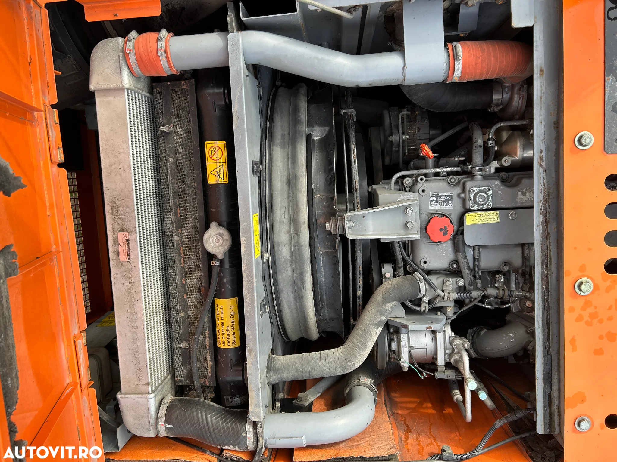 Hitachi ZX140W-3 - 14