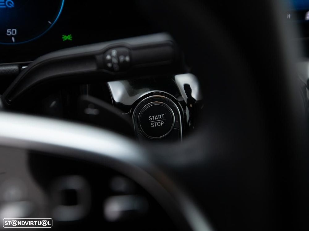 Mercedes-Benz EQA 300 4Matic Progressive - 25