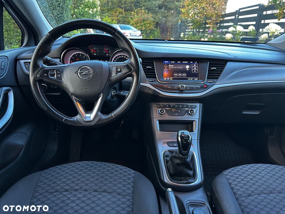 Opel Astra - 11