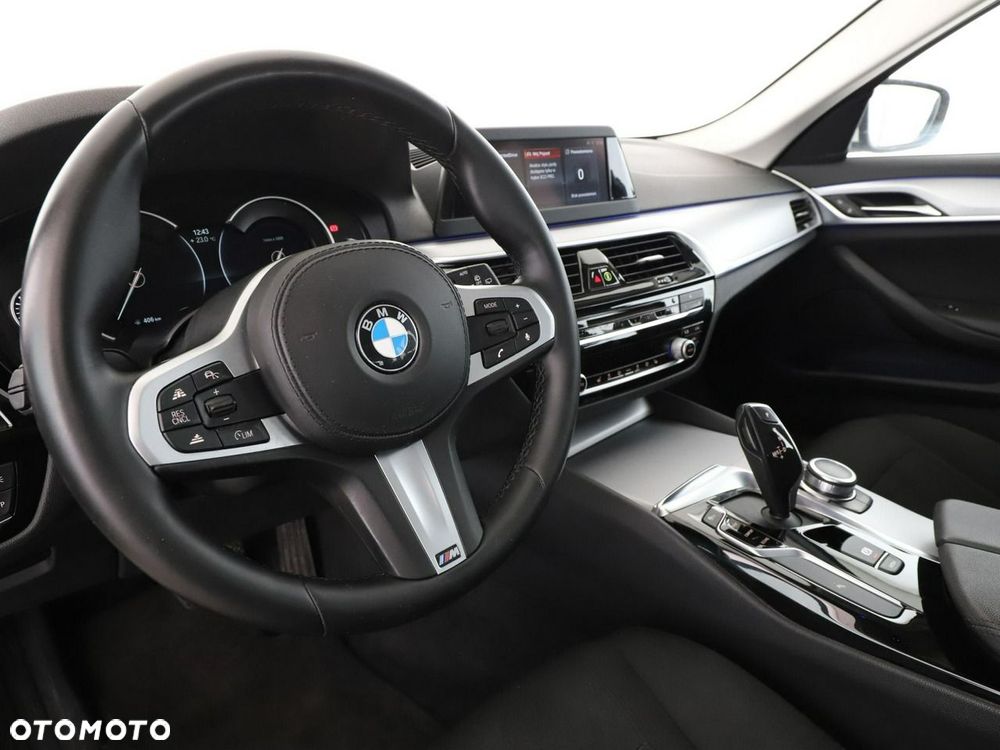 BMW Seria 5 520d - 15