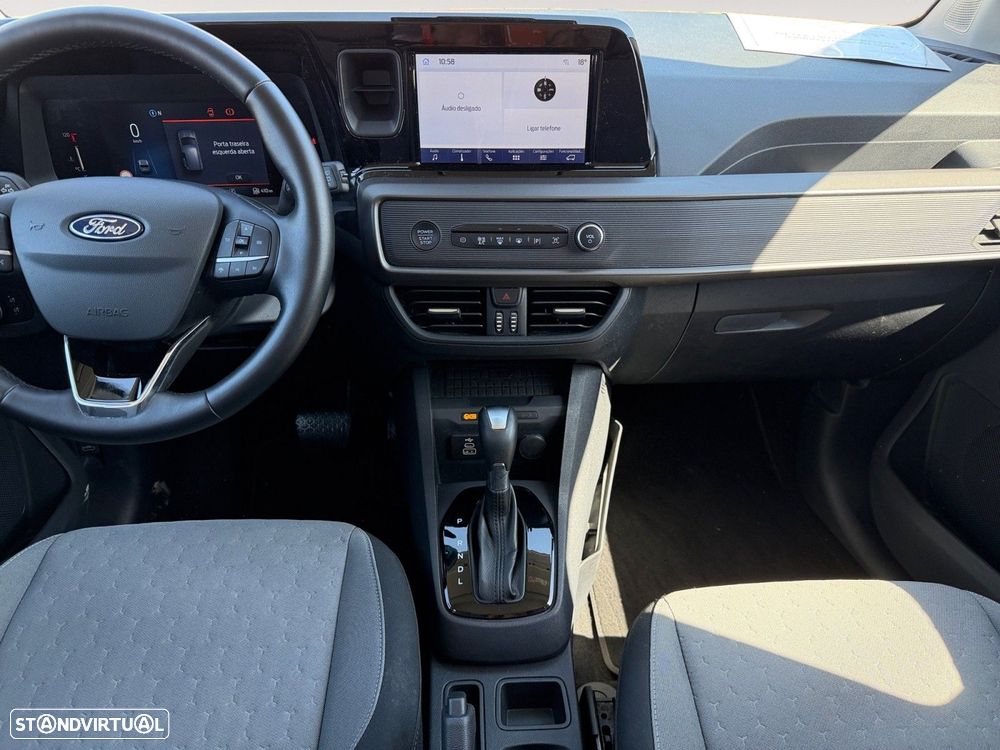 Ford Tourneo Courier 1.0 EcoBoost Titanium DCT — fotografia 11