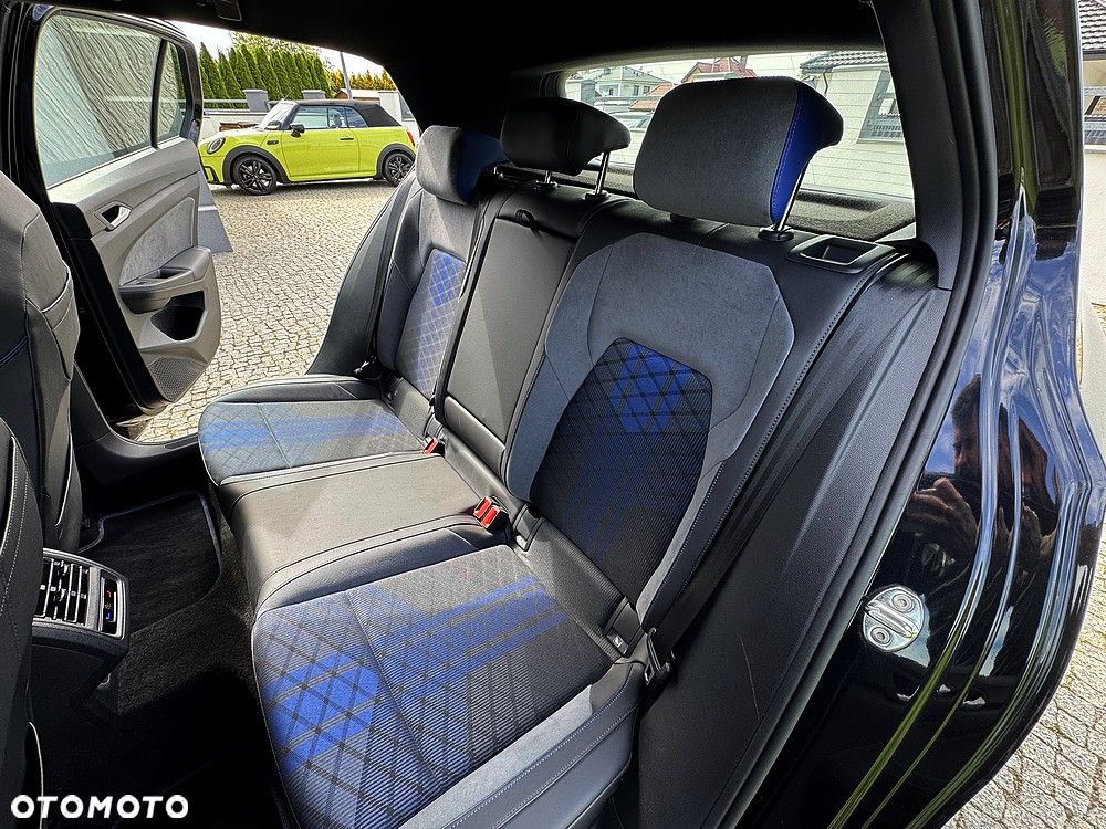 Volkswagen Golf 2.0 TSI 4Motion R DSG - 20