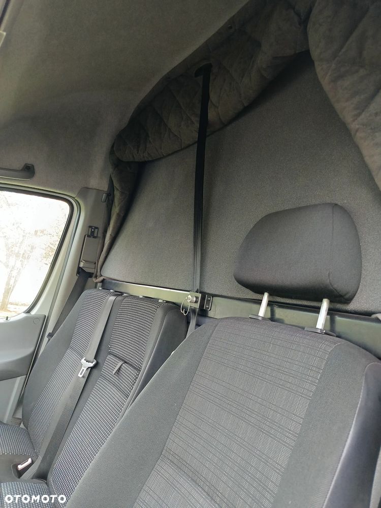 Mercedes-Benz Sprinter - 7