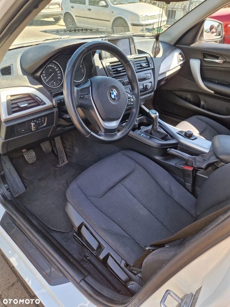 BMW Seria 1 114i - 6