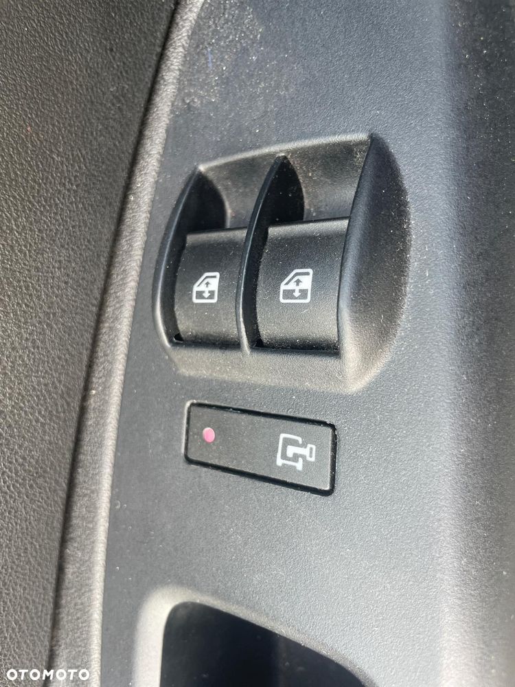 Fiat Doblo Maxi Salon PL - 11