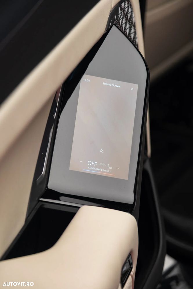 BMW Seria 7 740d xDrive MHEV - 13