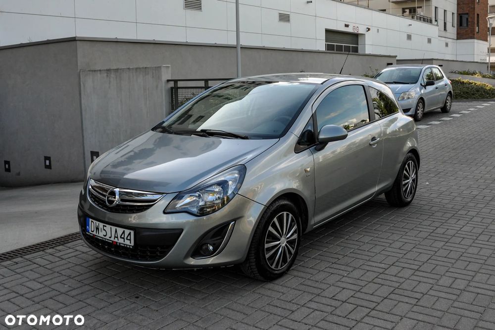 Opel Corsa - 1