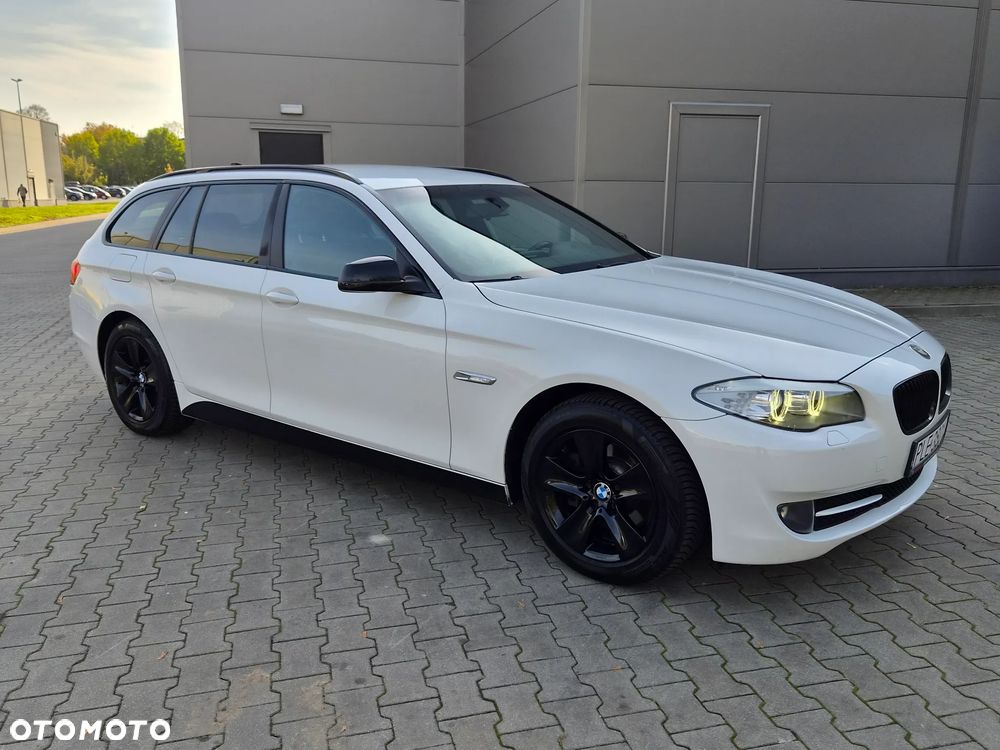 BMW Seria 5 520d Luxury Line - 8