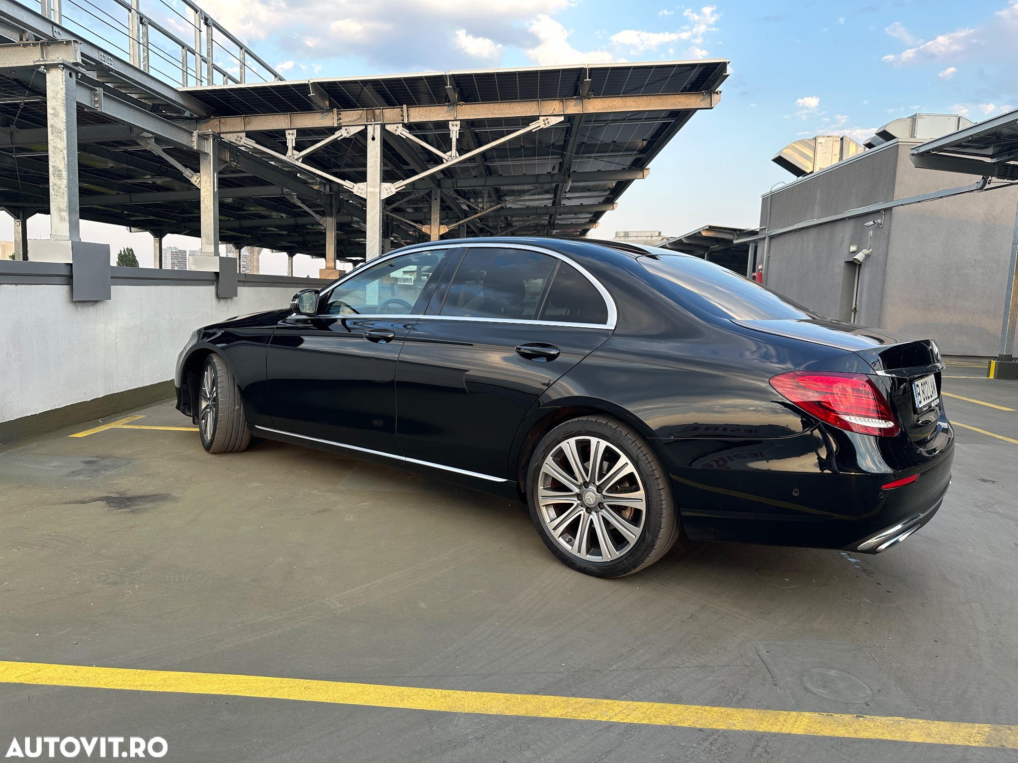 Mercedes-Benz E 220 d 4MATIC Aut. - 2