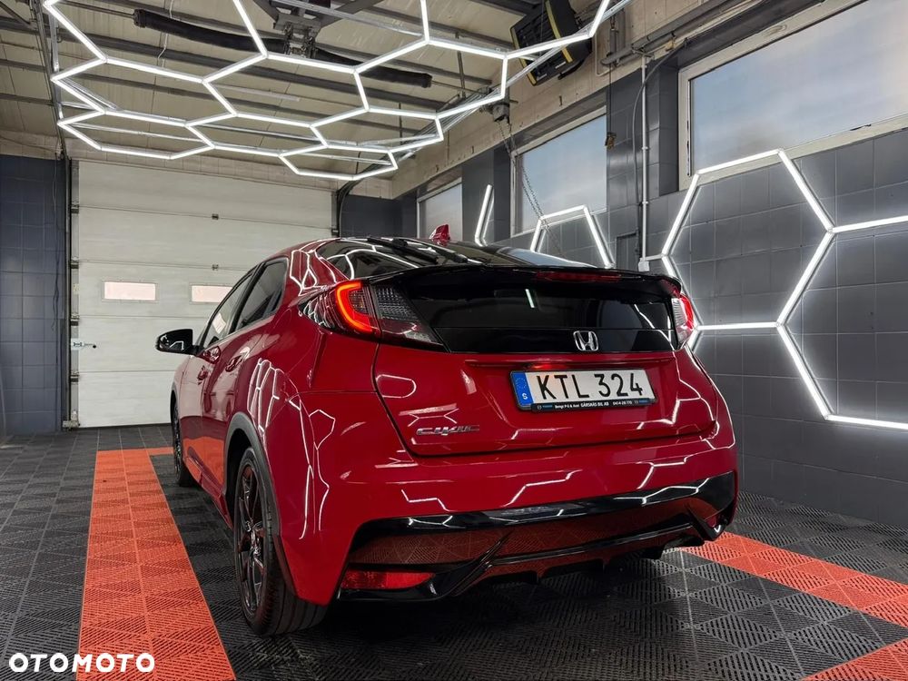 Honda Civic 1.8 i-VTEC Sport Black Edition - 5