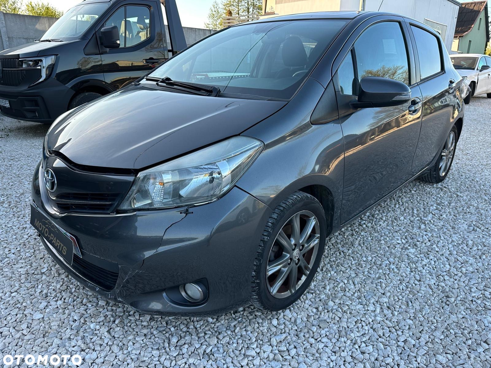 Toyota Yaris - 18