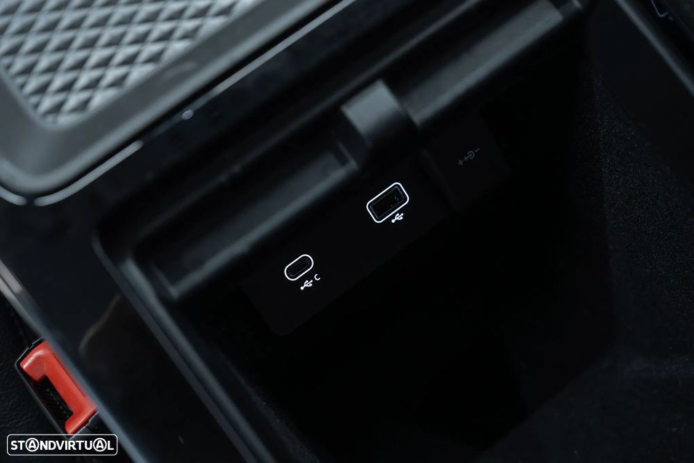Land Rover Range Rover Evoque P300e S - 55